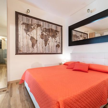 Casa Borbonica Cozy Apartment In Ortigia Ground Floor Сиракузы Экстерьер фото