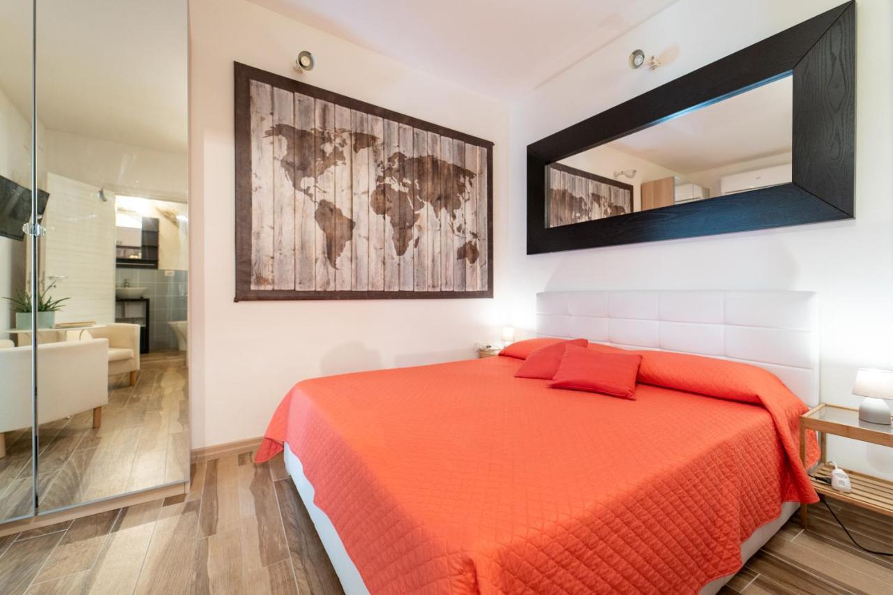 Casa Borbonica Cozy Apartment In Ortigia Ground Floor Сиракузы Экстерьер фото